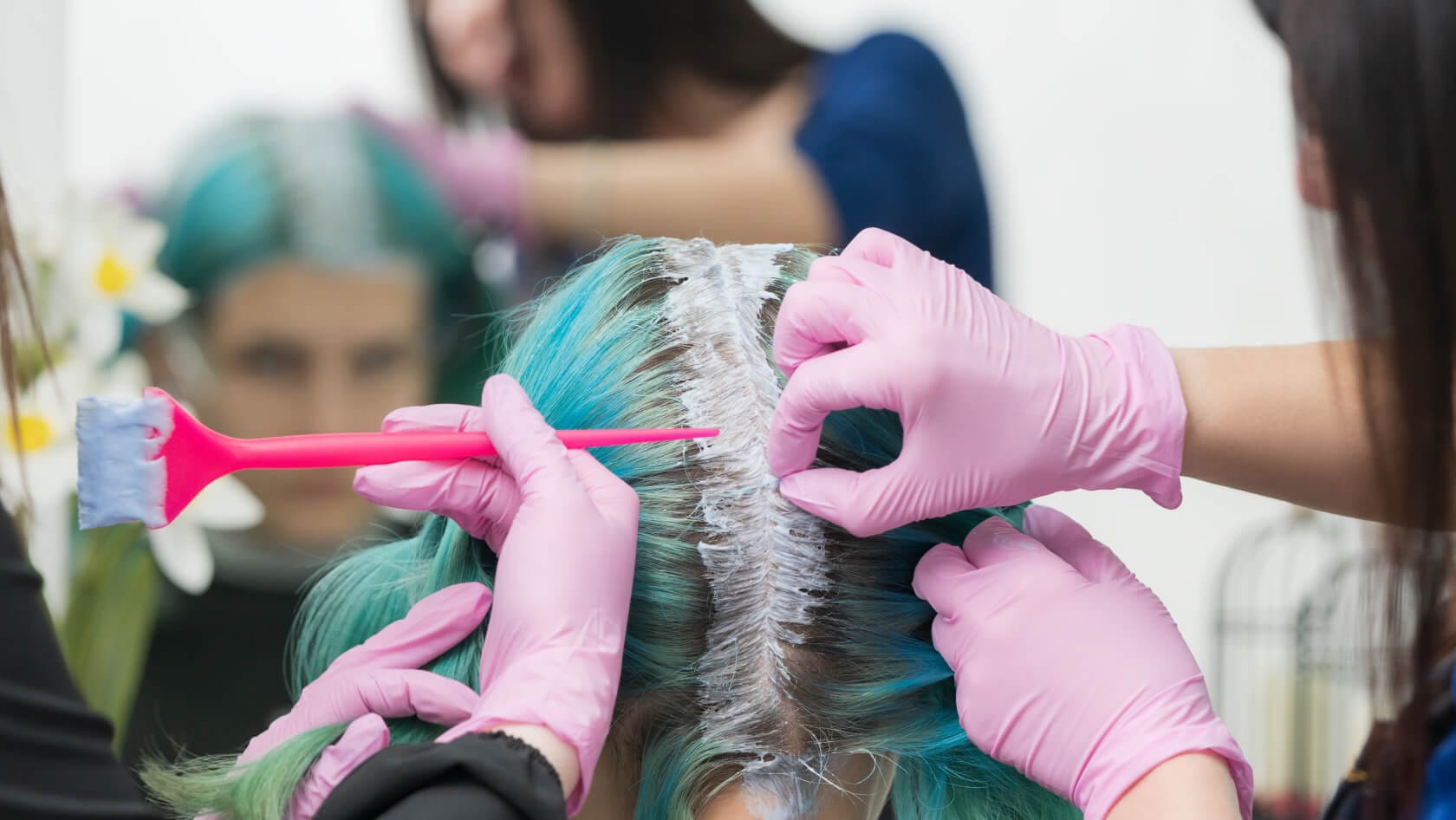 Como Escolher a Cor de Cabelo Ideal Para Cada Cliente