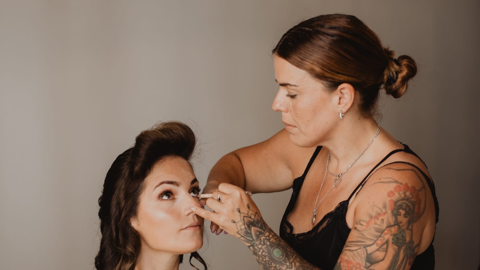 Inês Lapa: maquilhagem profissional, beleza consciente e uma carreira construída com intenção